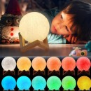 Lampa luna 3D, 15 cm, multicolora, reincarcabila, suport lemn - Dispozitive De Aromaterapie -reducerim.ro Lampa luna 3D, 15 cm, multicolora, reincarcabila, suport lemn - Dispozitive De Aromaterapie - reducerim.ro