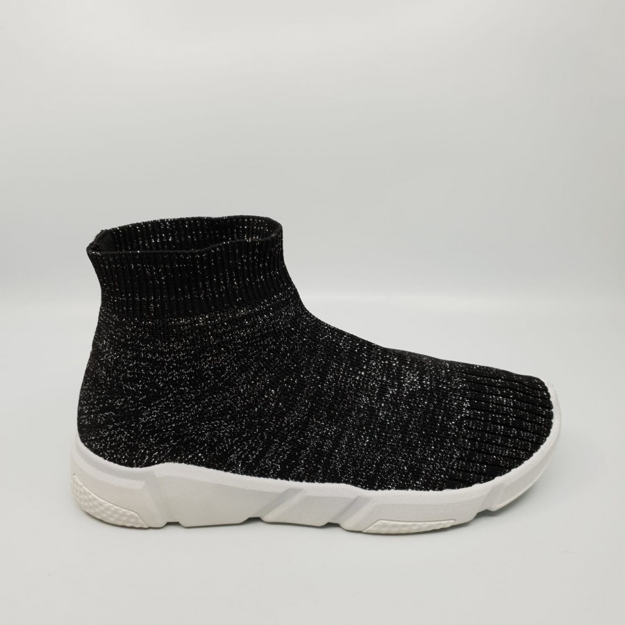 Pantofi Sport DDC25 BLACK R2/4/3 - Incaltaminte Sport -reducerim.ro Pantofi Sport DDC25 BLACK R2/4/3 - Incaltaminte Sport - reducerim.ro