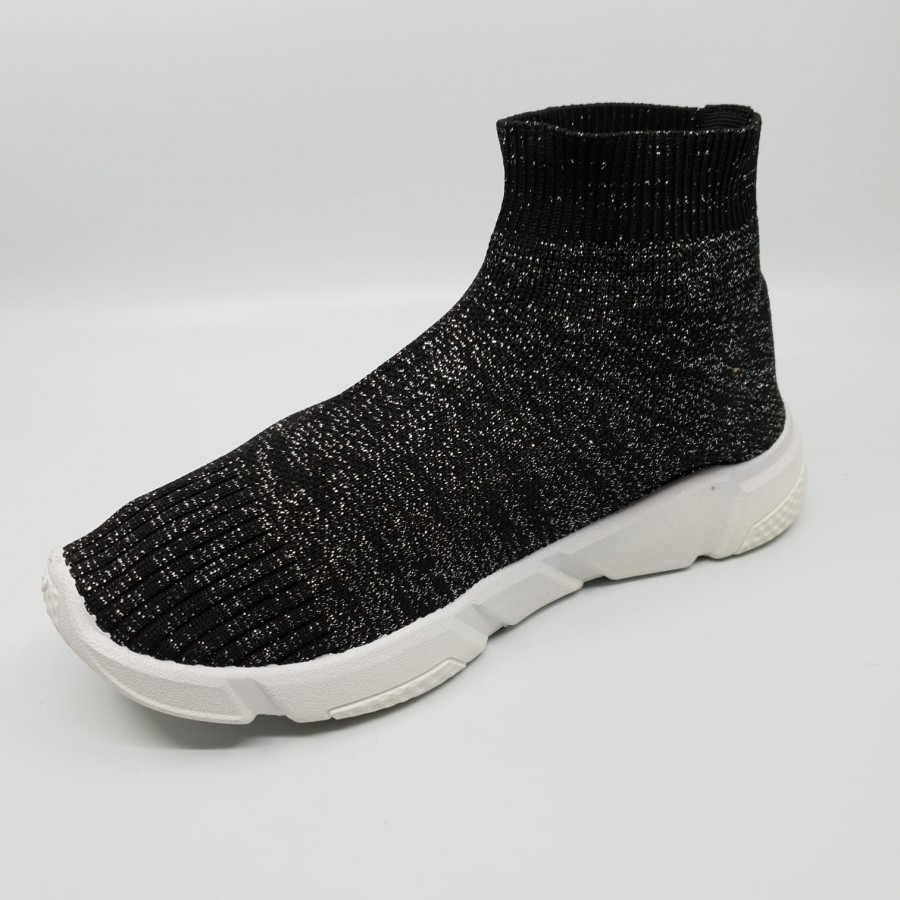 Pantofi Sport DDC25 BLACK R2/4/3 - Incaltaminte Sport -reducerim.ro Pantofi Sport DDC25 BLACK R2/4/3 - Incaltaminte Sport - reducerim.ro