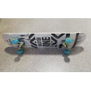 Skateboard sport cu design modern, cadru din aluminiu 79x20 cm Cod  0800A