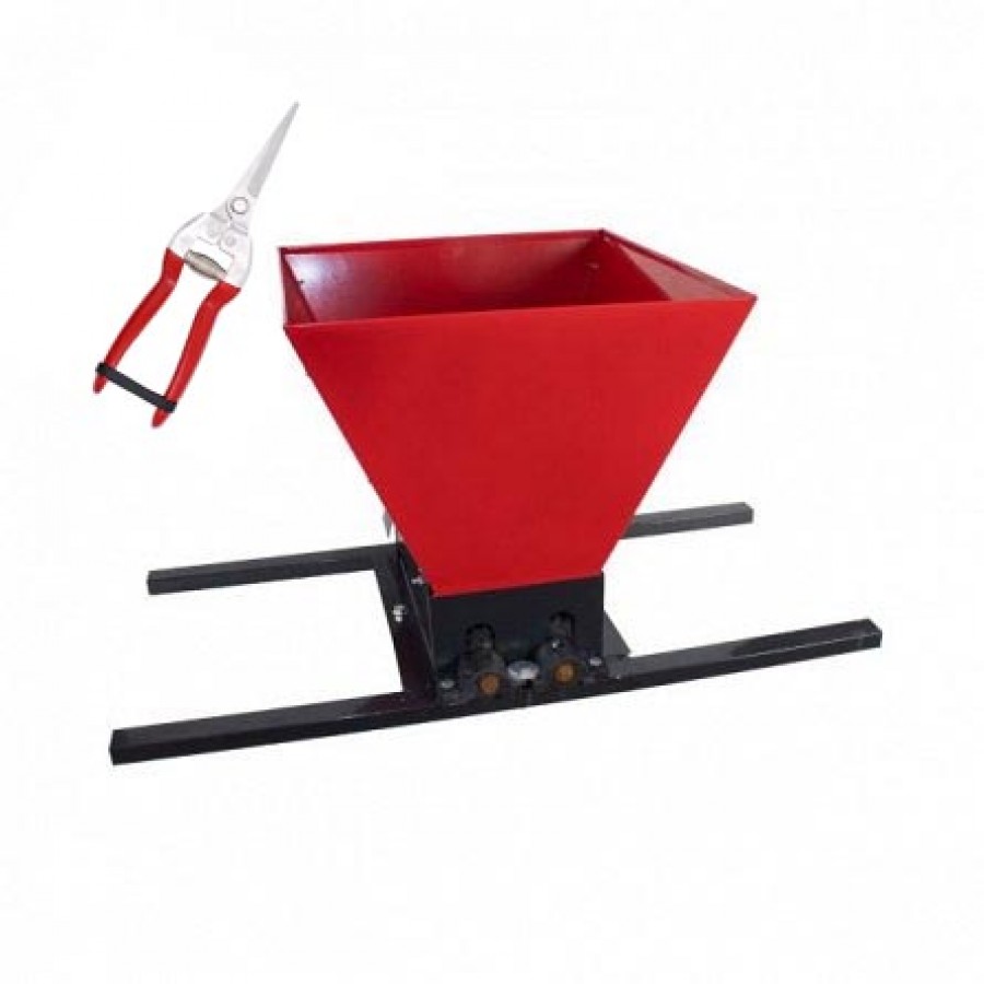 PACHET Zdrobitoare struguri manuala, capacitate 180kg/h + Foarfeca pentru gradina, Rosu - PRODUSE NOI -reducerim.ro PACHET Zdrobitoare struguri manuala, capacitate 180kg/h + Foarfeca pentru gradina, Rosu - PRODUSE NOI - reducerim.ro